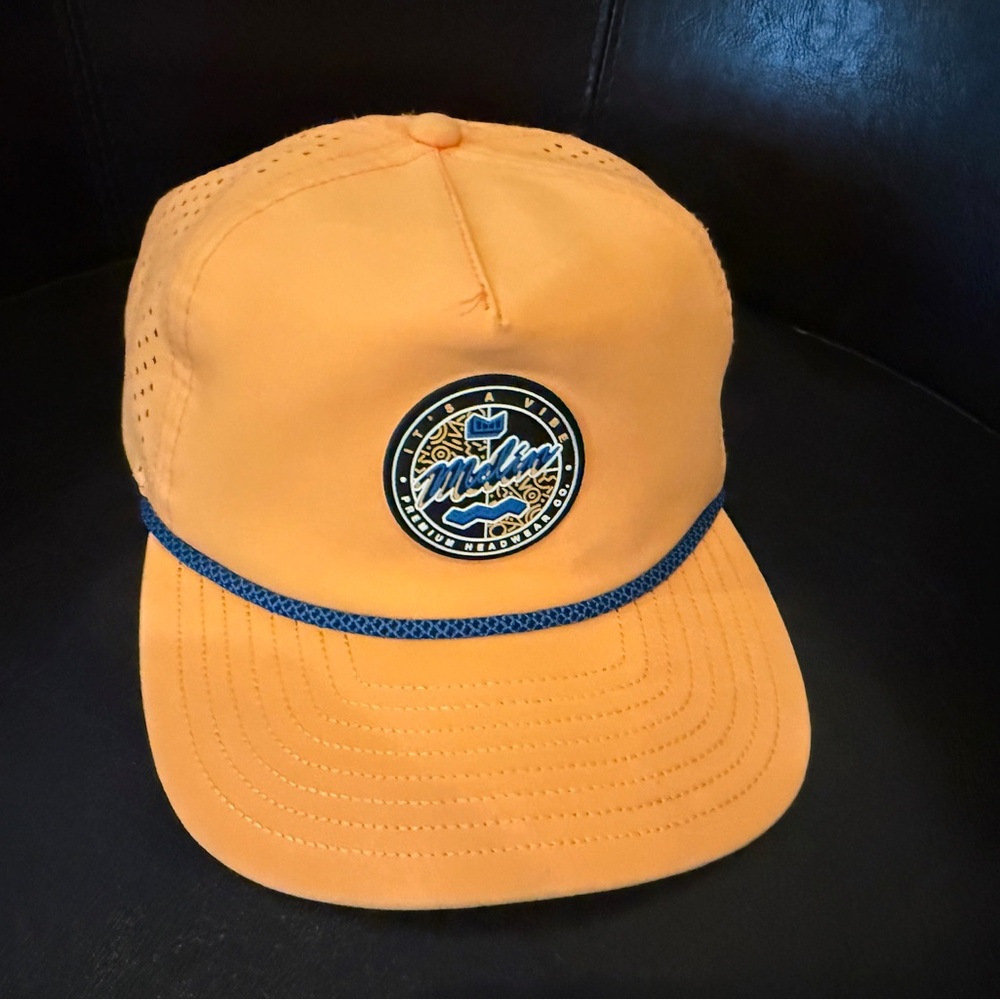 Melin Coronado Hydro Cap with Orange and Blue